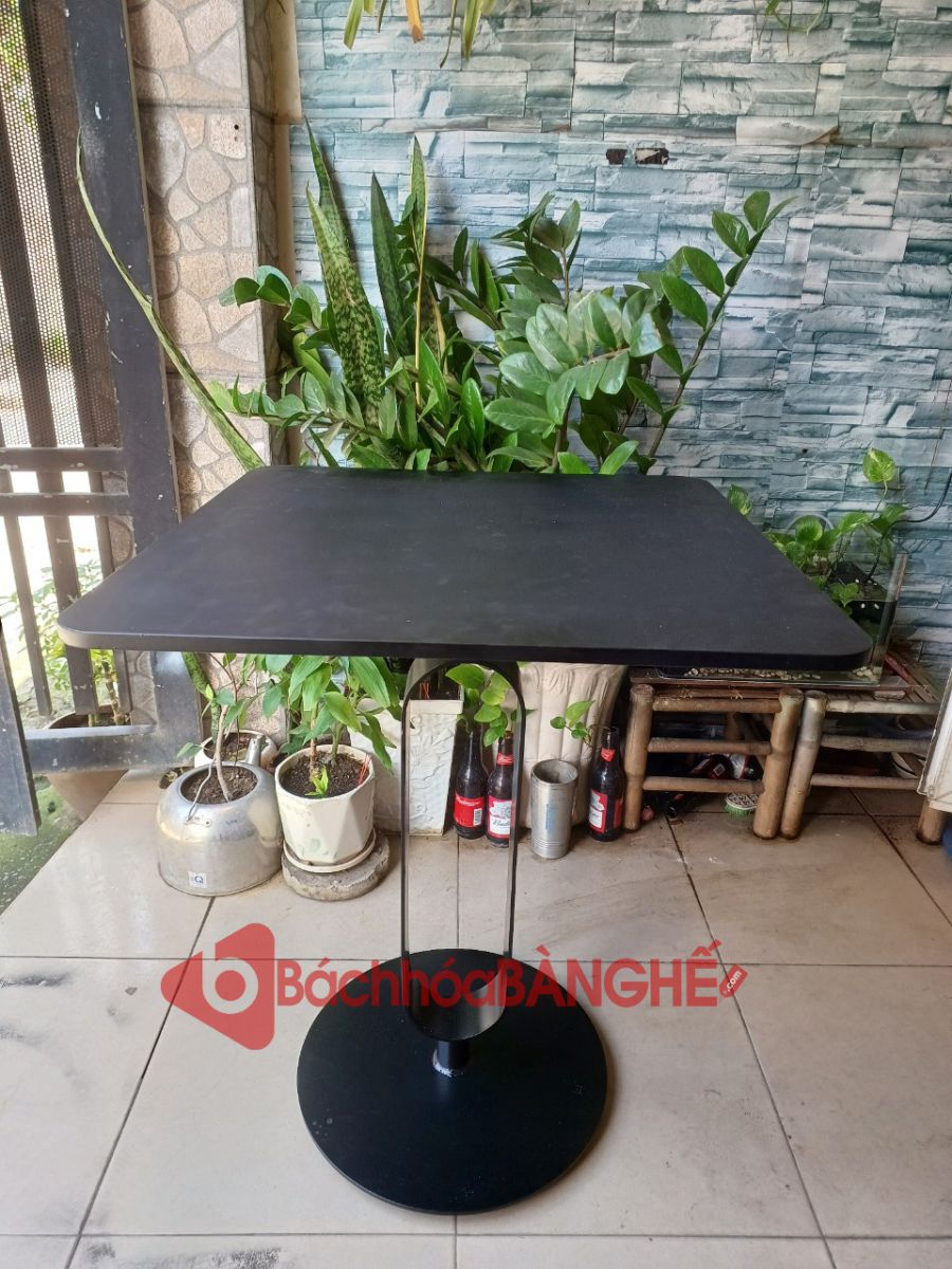 Bàn vuông cafe mặt MDF chân trụ sắt decor BS104