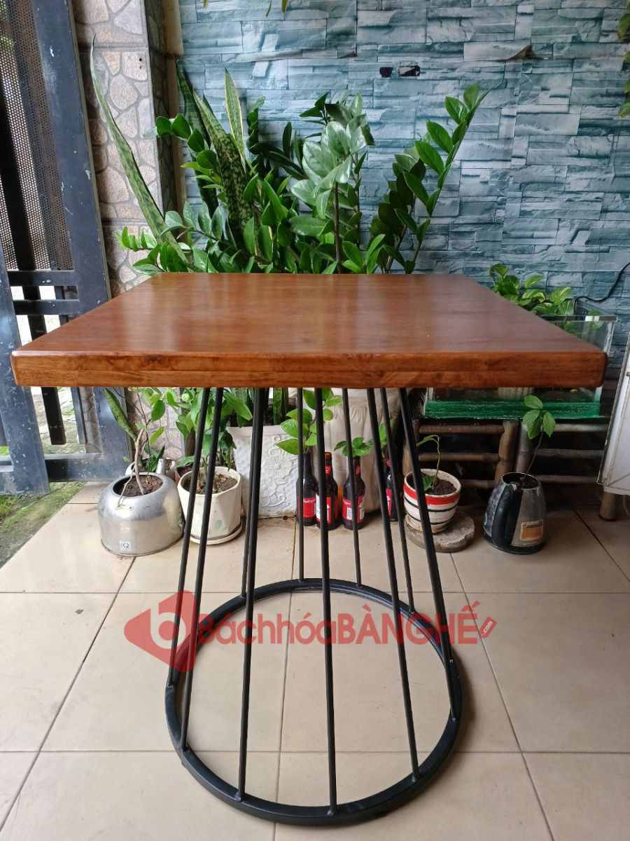 Bàn vuông cafe mặt gỗ chân lồng sắt BS106