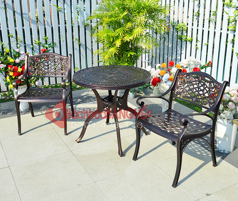 Bộ bàn ghế cafe sân vườn sân thượng hồ bơi nhôm đúc 174